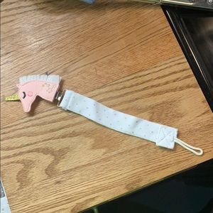 ⭐️3 for $10⭐️Mud Pie Unicorn Baby Pacifier Clip